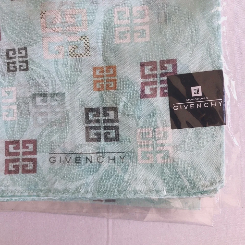 Rare GIVENCHY classic logo handkerchiefs, Scarves - Picture 7 of 8